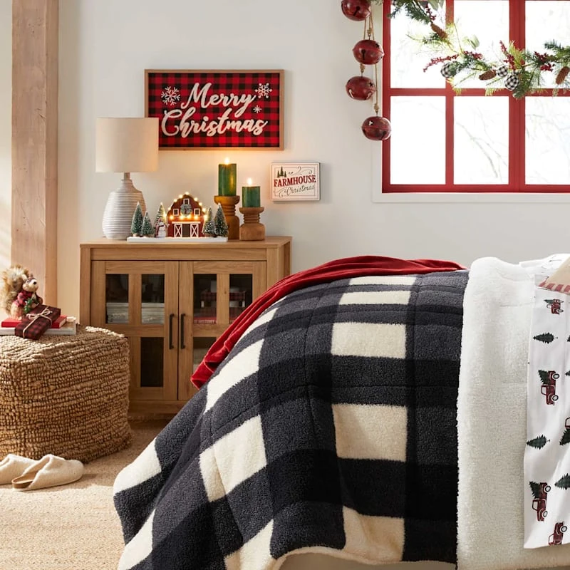 Found & Fable Carved 4-Door Sideboard 7 Found & Fable Carved 4-Door Sideboard - Image 5